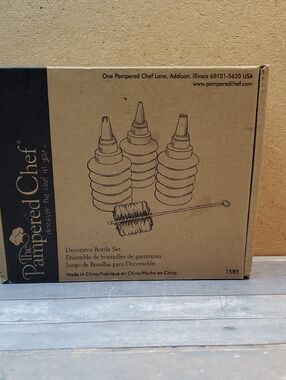 Pampered Chef Decorator Bottle Set #3